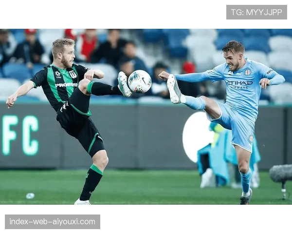 科莫主力前锋迪奥恩与莫拉塔缺阵 进攻端人员轮换面临考验 科莫主力前锋迪奥恩与莫拉塔缺阵 进攻端人员轮换面临考验